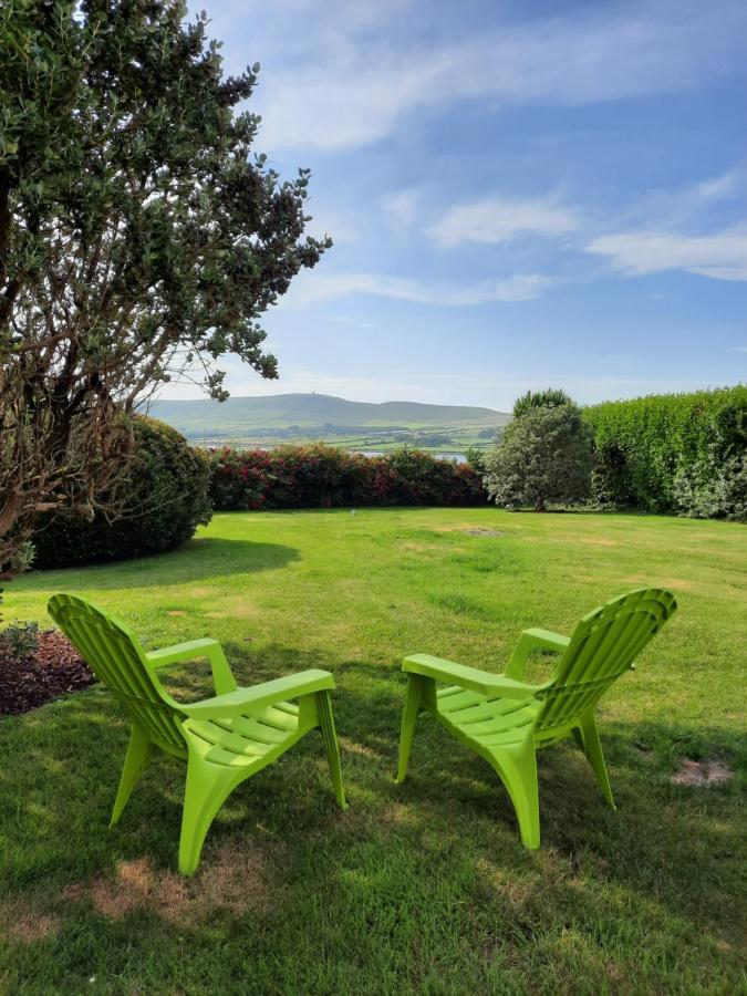 Green Garden Meets Blue Sea For 2 People 丁格尔 外观 照片